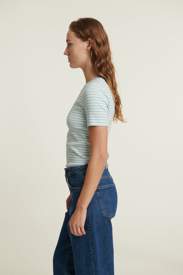 Basic Apparel Ludmilla O-Neck T-shirts 767 Dutch canal / vanilla custard